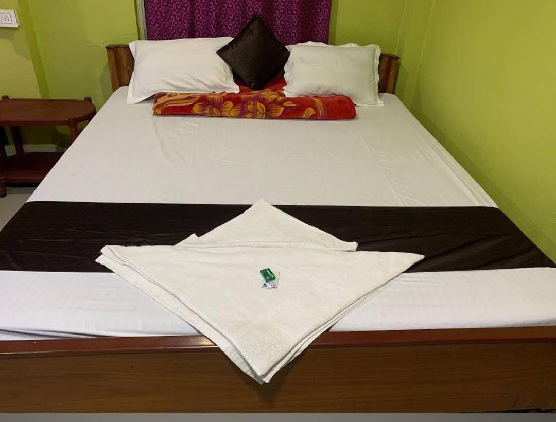 Nirala Resort Hotel & Restaurant มันดราโมนี ภายนอก รูปภาพ