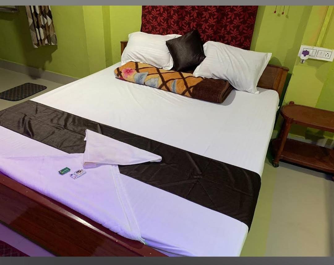 Nirala Resort Hotel & Restaurant มันดราโมนี ภายนอก รูปภาพ